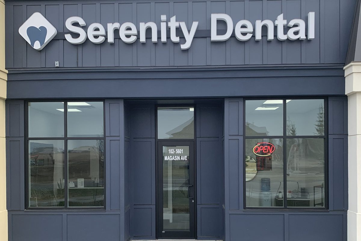 Serenity Dental's clinic entrance in Beaumont, AB